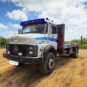 Camión Mercedes Benz 1318