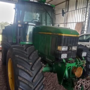 Tractor John Deere 6810